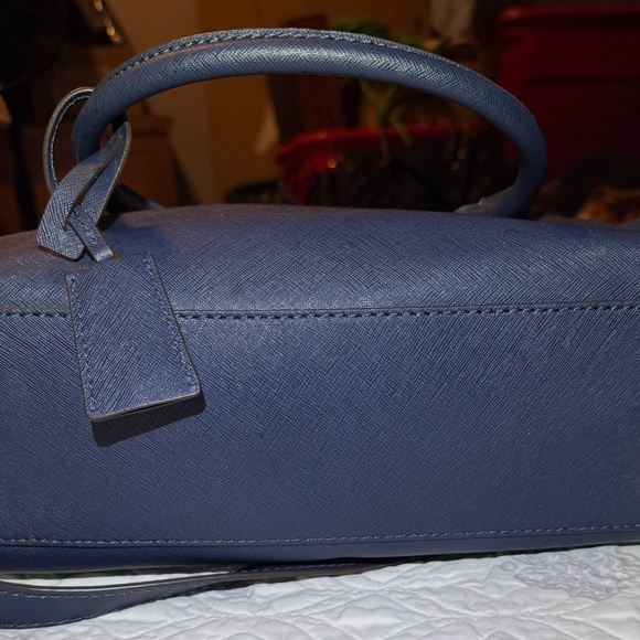 Michael Kors Blue Leather Satchel with Lock and Key 6736968 - Picture 6 of 12